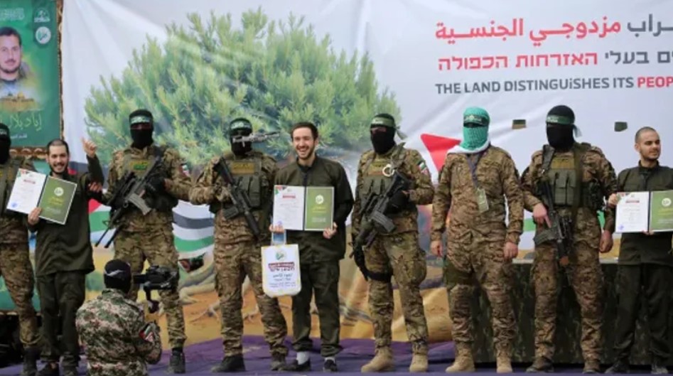 চুক্তি অনুযায়ী আরও ৬ জিম্মিকে ফেরত দিল হামাস