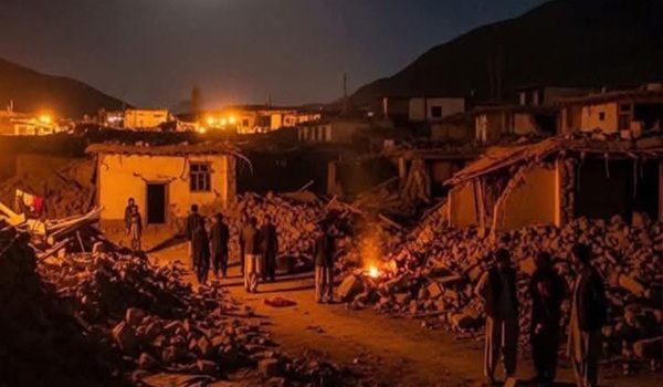 বন্যার ধকল সামলানোর আগেই ভূমিকম্পে বিধ্বস্ত আফগানিস্তান