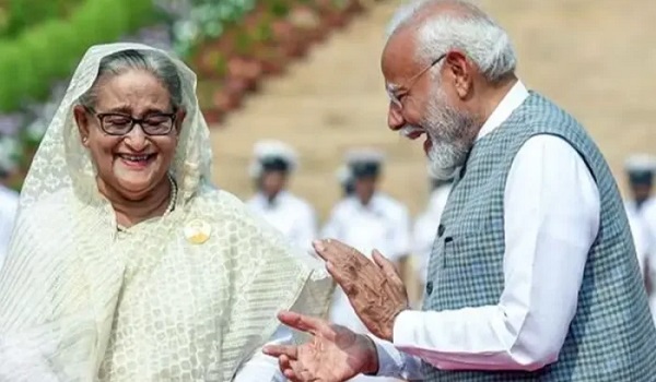 ক্ষমতায় টিকে থাকতে ভারতকে ৯০০ একর জমি দেন হাসিনা