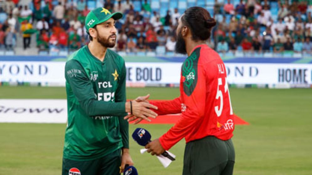 টস জিতে পাকিস্তানকে ব্যাটিংয়ে পাঠাল বাংলাদেশ