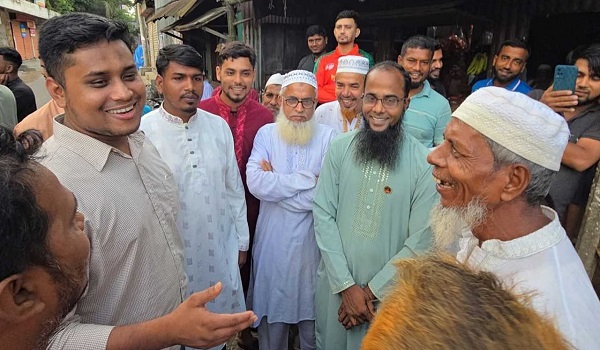 টাকা খরচ করে এমপি হতে চায় ব্যবসার জন্য: হাসনাত আব্দুল্লাহ