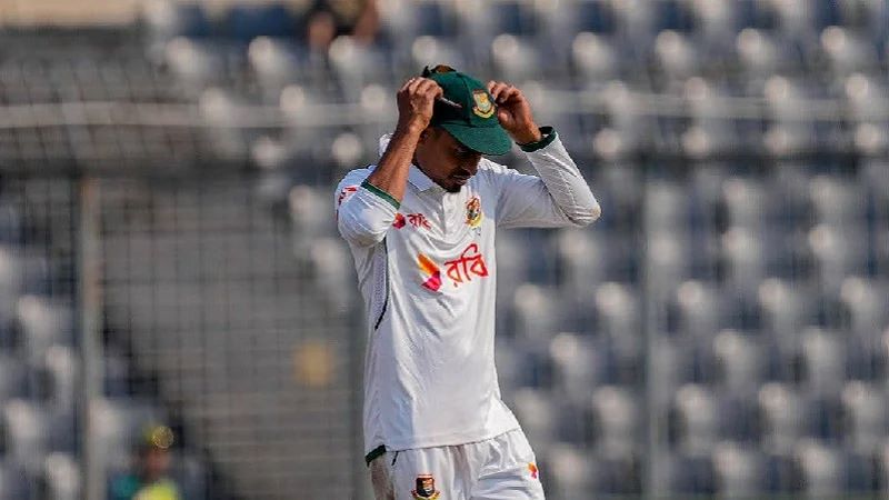 সাকিবকে ছাড়িয়ে দেশের সর্বাধিক টেস্ট উইকেট তাইজুলের