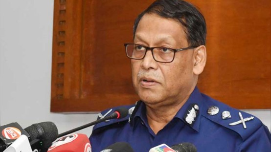 আইজিপি বাহারুলের বরখাস্ত চেয়ে প্রধান উপদেষ্টার কাছে আবেদন