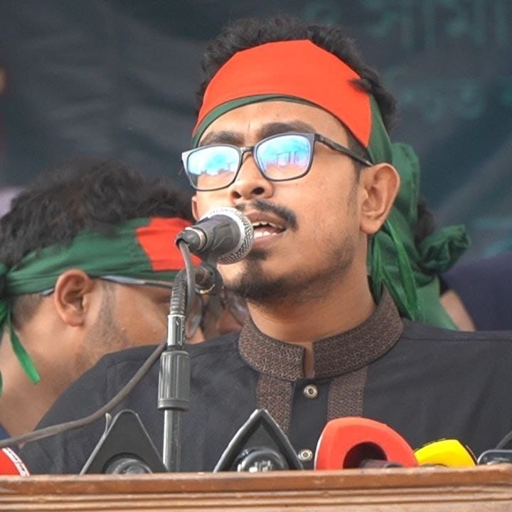 সাক্ষ্য দিতে ট্রাইব্যুনালে ডাকসু ভিপি সাদিক কায়েম