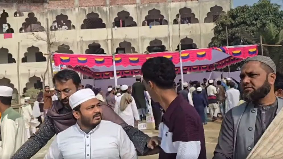 ঢাকা-১৮: এনসিপি প্রার্থী আরিফের ওপর হামলার অভিযোগ