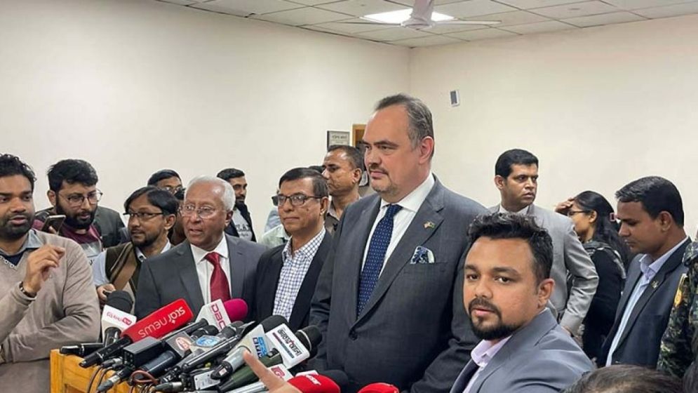 যে দল নির্বাচিত হবে আমরা তাদের সঙ্গেই কাজ করতে প্রস্তুত: মার্কিন রাষ্ট্রদূত