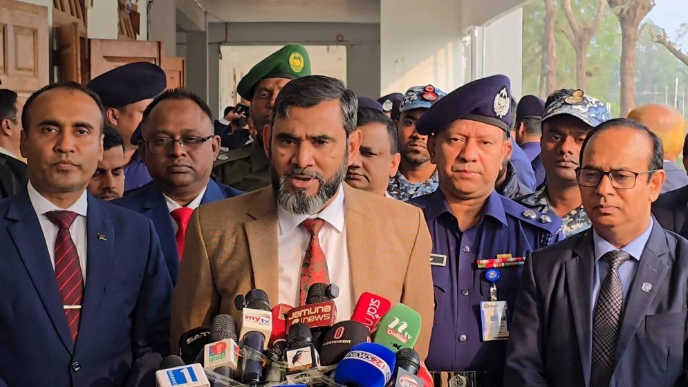 নির্বাচন কমিশনের নতুন কোনো চ্যালেঞ্জ নেই: ইসি সানাউল্লাহ