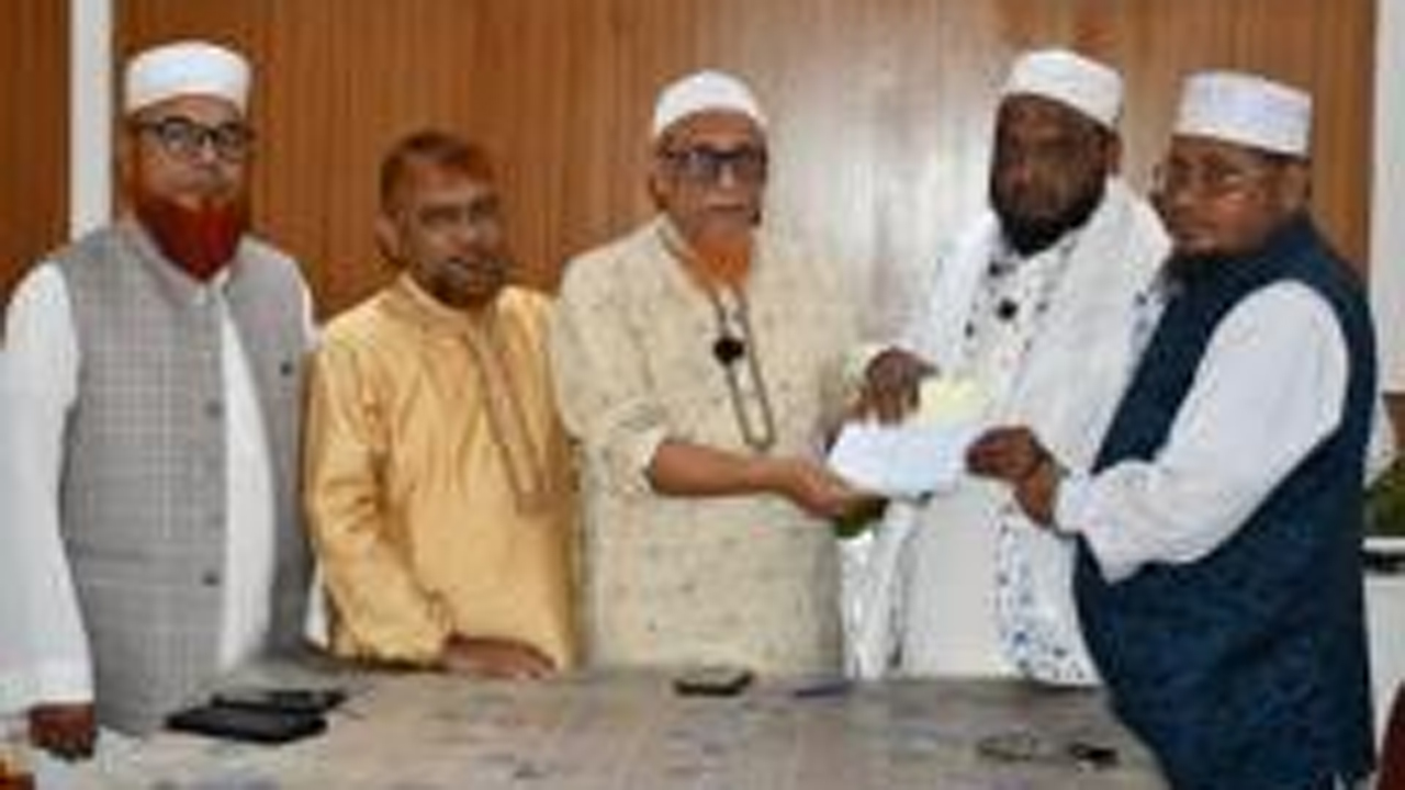 কওমি আলেম মুফতি আব্দুর রহমান রাহমানীর জামায়াতে যোগদান