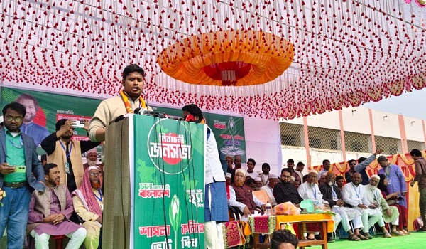 ভোট কেন্দ্র দখলকারীরা বাড়ি থেকে দোয়া নিয়ে বের হবেন: হাসনাত