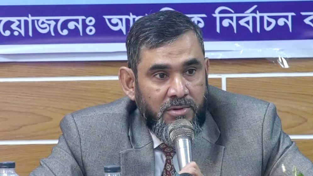 ভোটকেন্দ্রে সাংবাদিক ও পর্যবেক্ষকদের মোবাইল নেওয়ার অনুমতি