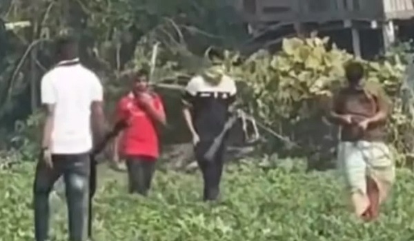 ভিডিওসহ ভাইরাল তবু ধরাছোঁয়ার বাইরে বিএনপির‘বিদ্রোহী’ও বিএনপি সমর্থিত অস্ত্রধারীরা