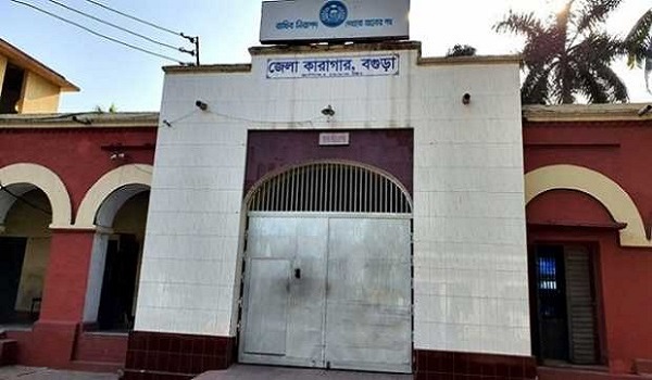 বগুড়ায় কারাগারের ৭০ বন্দি ভোট দিয়েছেন