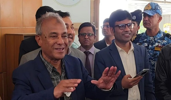 শান্তিপূর্ন ও গ্রহনযোগ্য নির্বাচন দিতে প্রস্তুত প্রশাসন: স্বরাষ্ট্র উপদেষ্টা