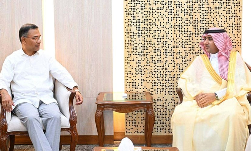 প্রধানমন্ত্রীর সঙ্গে সৌদি রাষ্ট্রদূতের সাক্ষাৎ