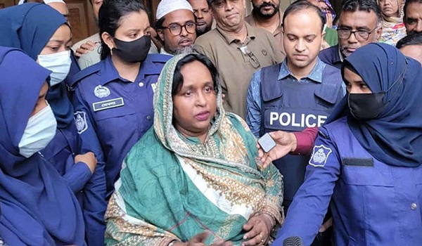 ৫ মামলায় জামিন পেলেন সেলিনা হায়াৎ আইভী