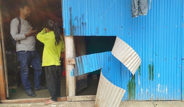 লক্ষ্মীপুরে প্রবাসীর বাড়িতে ডাকাতি, গৃহবধূকে মারধর-শ্লীলতাহানির অভিযোগ