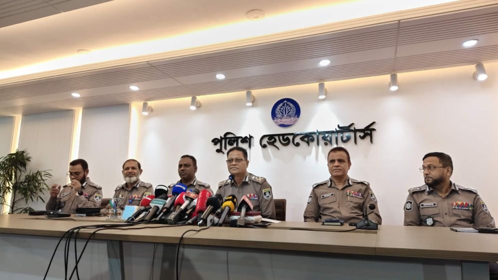 হাদি হত্যার আসামিদের দেশে ফেরাতে কাজ চলছে: আইজিপি