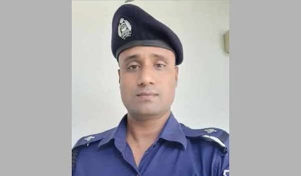 চিরিরবন্দরে সাংবাদিক হয়রানির দায়ে পুলিশ সদস্য ক্লোজ