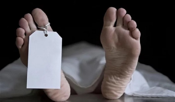 আবাসিক হোটেল থেকে অন্তঃসত্ত্বা নারীর লাশ উদ্ধার