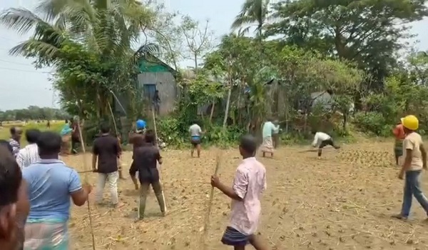 পূর্ব বিরোধের জেরে সংঘর্ষ, আহত ১০