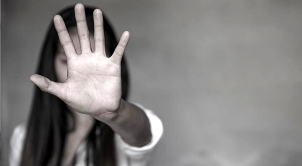 স্কুলছাত্রীকে যৌন হয়রানির অভিযোগ