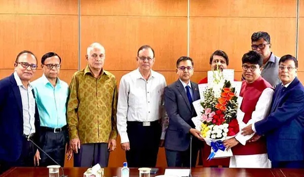 ভার‌তীয় হাইকমিশনারের সাথে বিদায়ী সাক্ষৎ