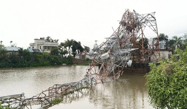কালবৈশাখীতে ভেঙ্গে পড়েছে টাওয়ার, বাড়িঘর ক্ষতিগ্রস্ত