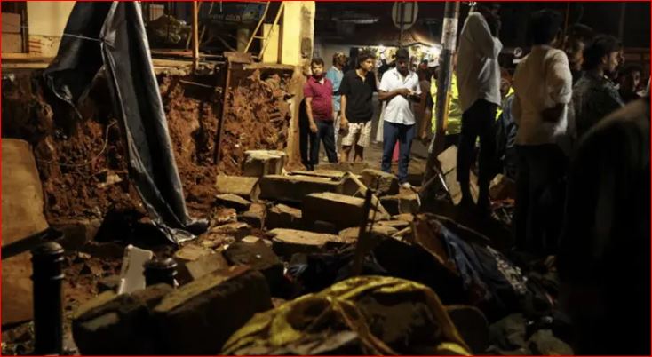 বেঙ্গালুরুতে হাসপাতালের দেওয়াল ধসে শিশুসহ নিহত ৭