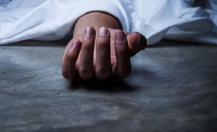 ১১তলা ভবন থেকে পড়ে যুবকের মৃত্যু