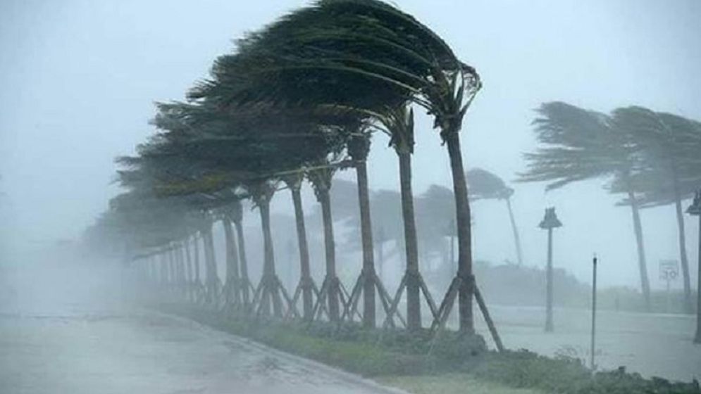 সন্ধ্যার মধ্যে ৭ জেলায় ঝড়ের শঙ্কা, নদীবন্দরে সতর্কতা