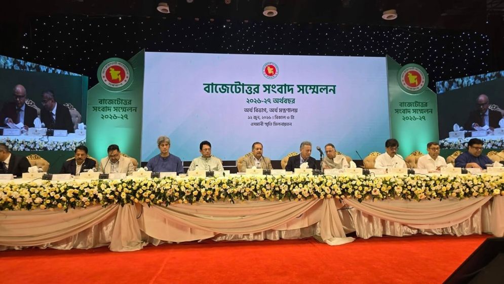সরকারি কর্মকর্তা-কর্মচারীদের বেতন বাড়লে দুর্নীতি কমবে: অর্থমন্ত্রী