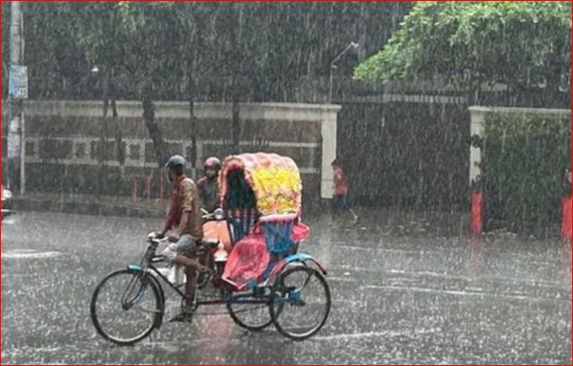 টানা ১০ দিন ঝোড়ো বৃষ্টির আভাস
