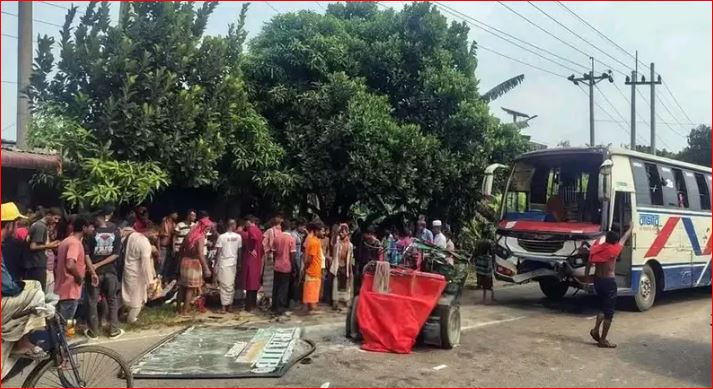 ময়মনসিংহে সিএনজিকে বাসের ধাক্কা, শিশুসহ নিহত ৭
